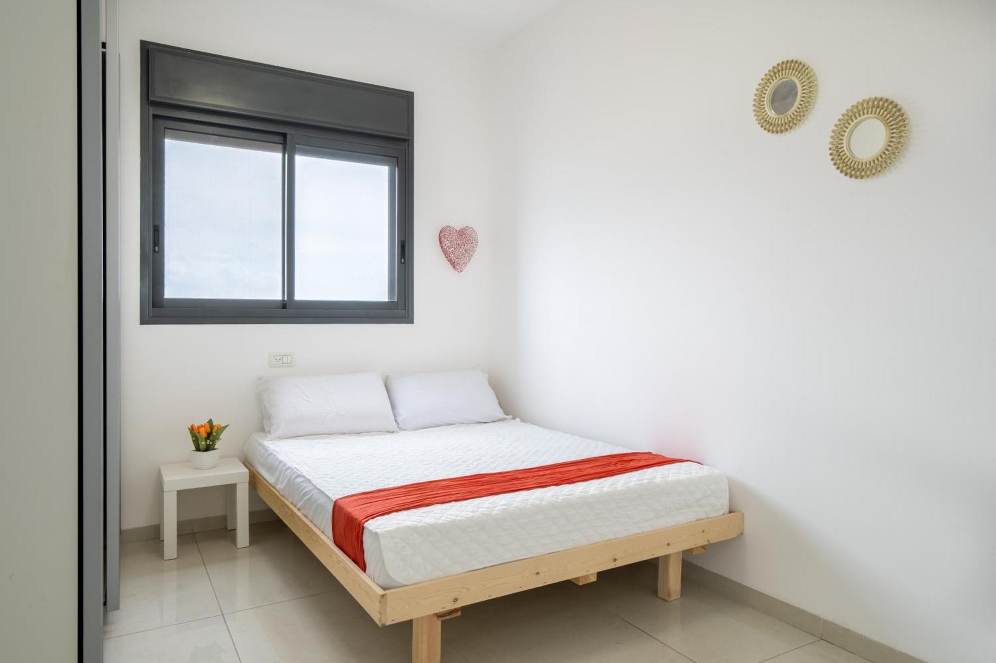 Balfour Sea View City Center 나하리야 외부 사진