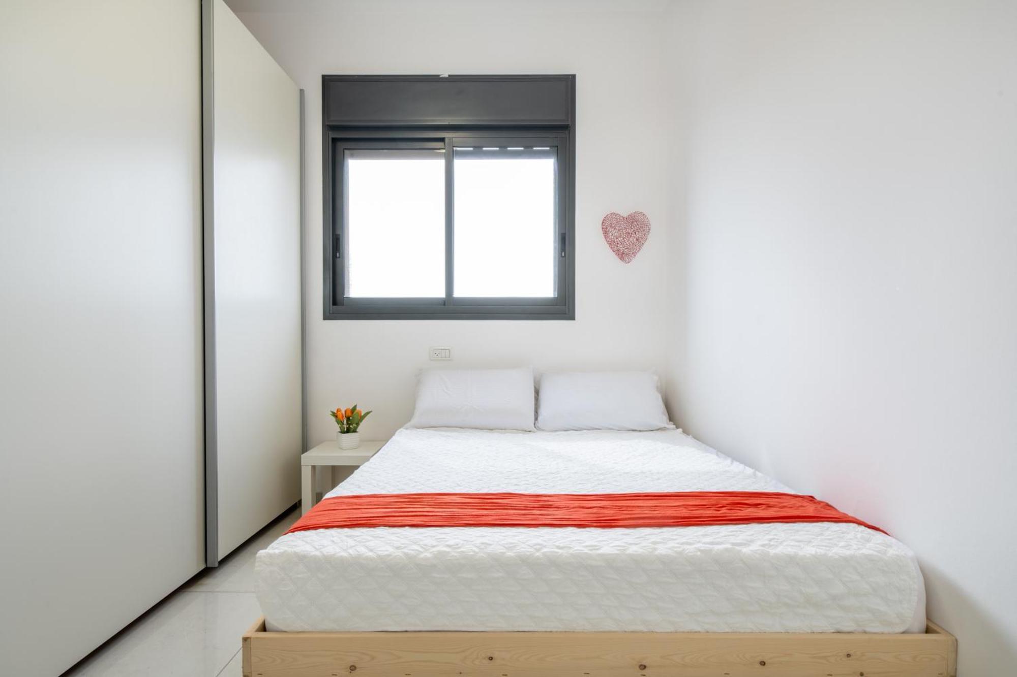 Balfour Sea View City Center 나하리야 외부 사진