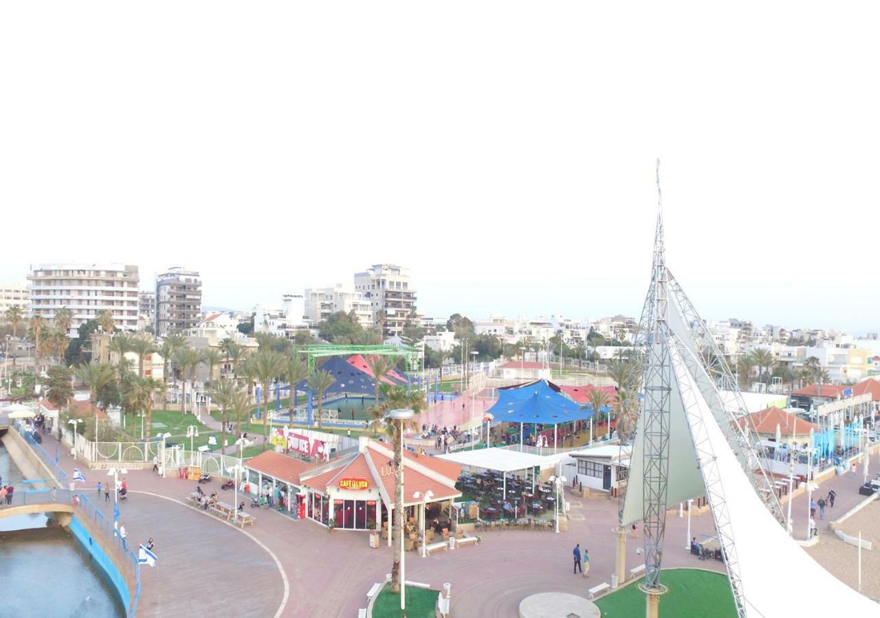 Balfour Sea View City Center 나하리야 외부 사진