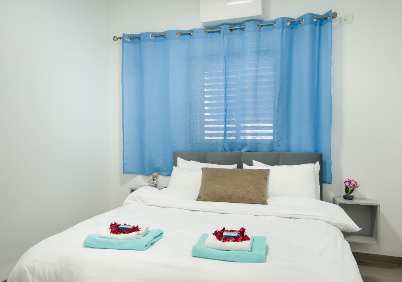 Balfour Sea View City Center 나하리야 외부 사진